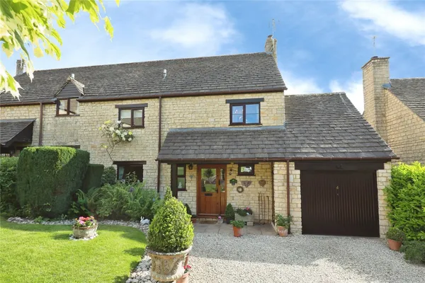 Orchard Bank, Great Rissington, Cheltenham, Gloucestershire, GL54