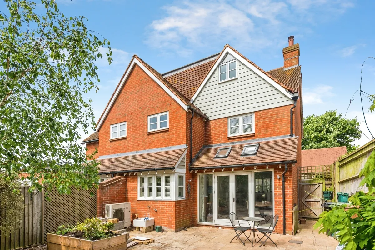 Nolay Close, Ewelme, Wallingford