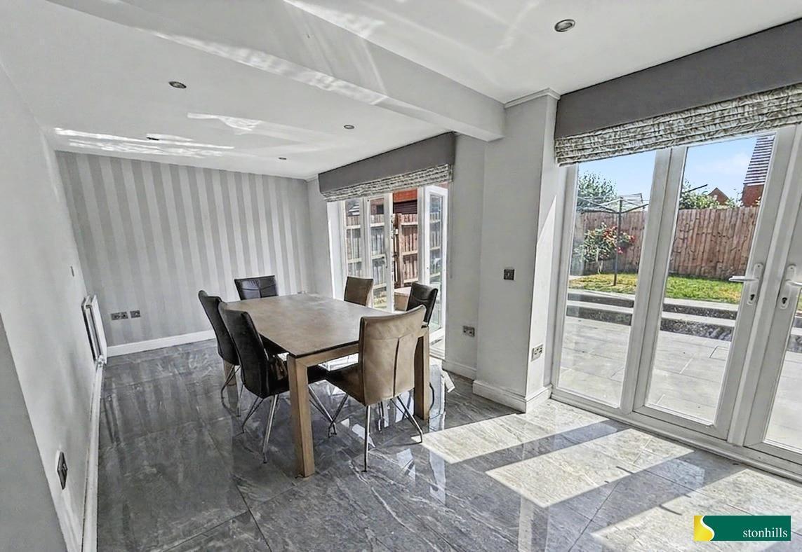 Bancroft Close, Wootton, Northampton Image 3