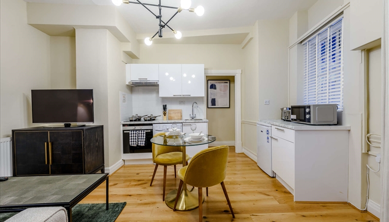 Ground Floor One Bedroom Apartment To Let Strathmore Court, St Johns Wood, NW8 Image 8