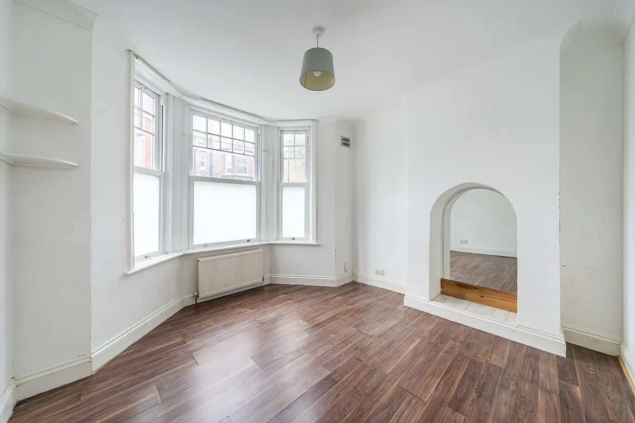 132 Stonhouse Street, London, SW4 photo 2