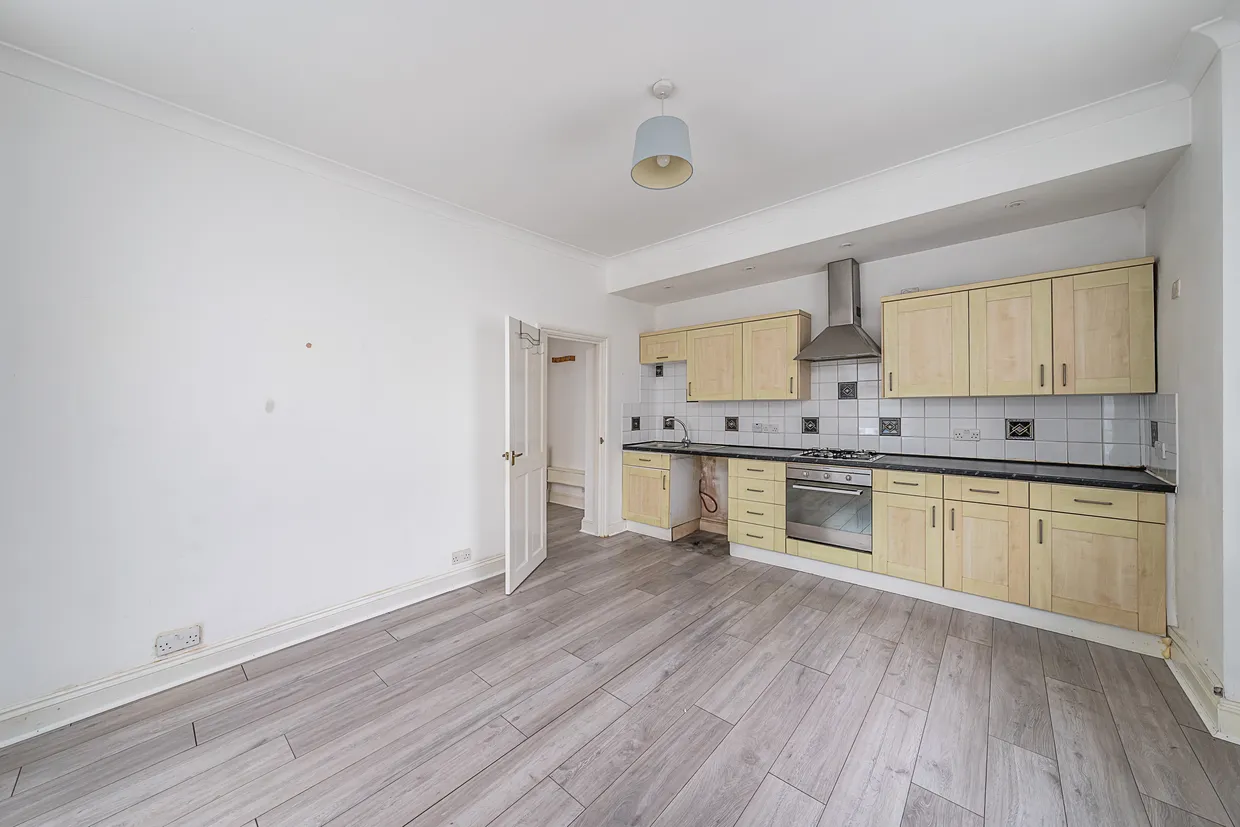 132 Stonhouse Street, London, SW4 photo 4