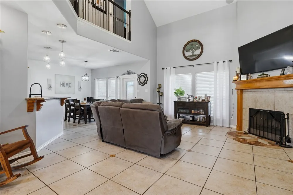 6542 Macarena Dr, Corpus Christi, TX 78414