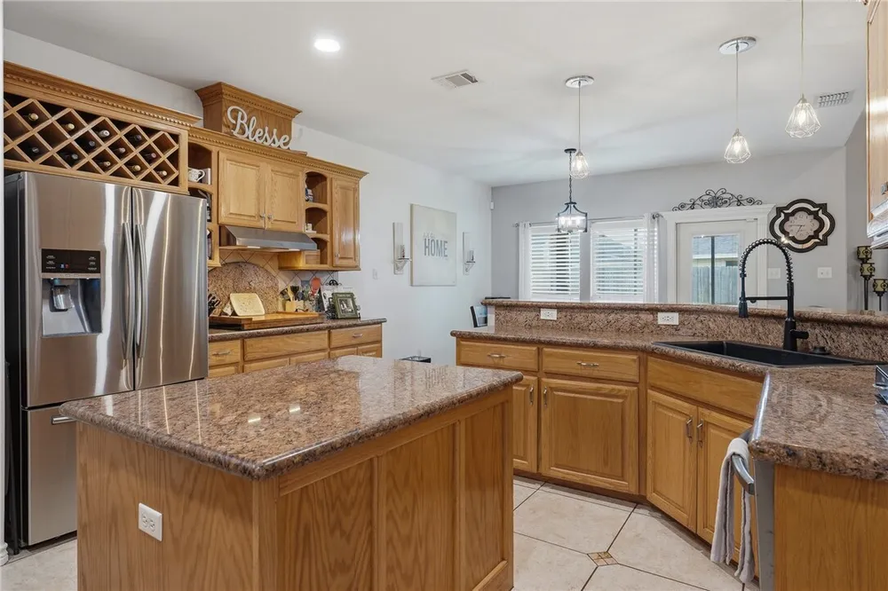 6542 Macarena Dr, Corpus Christi, TX 78414