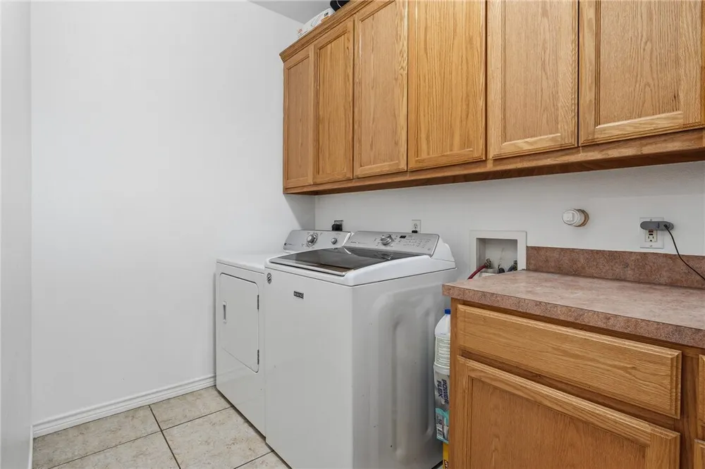 6542 Macarena Dr, Corpus Christi, TX 78414