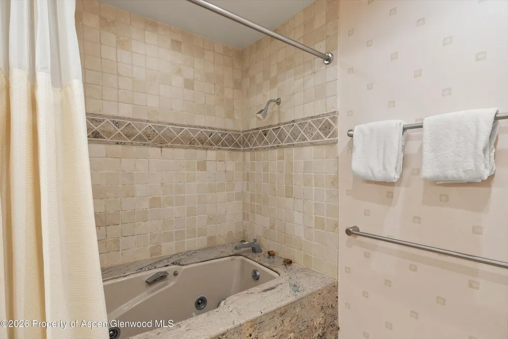 810 Ridge Rd, Snowmass Village, CO 81615