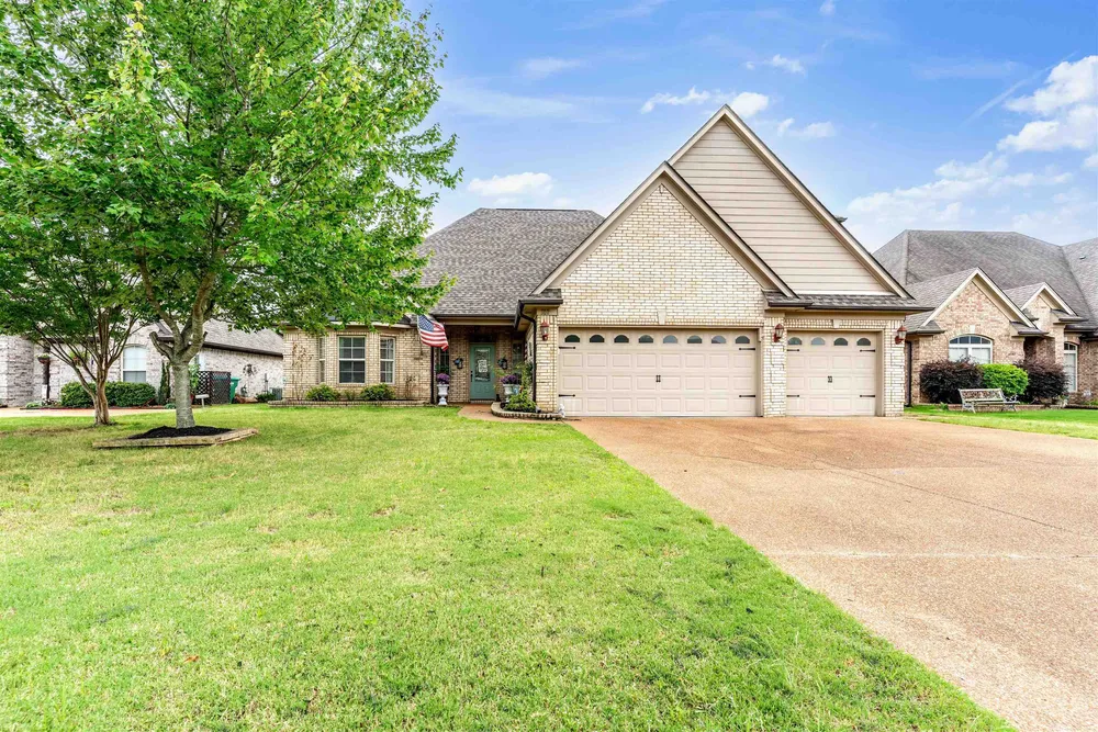 310 WHISPERING MEADOWS DRIVE, Oakland, TN 38060