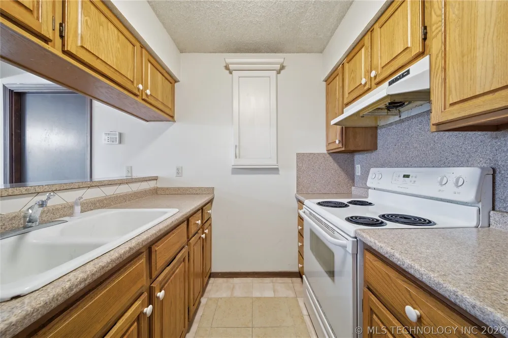6738 S 78th East Ave, Tulsa, OK 74133