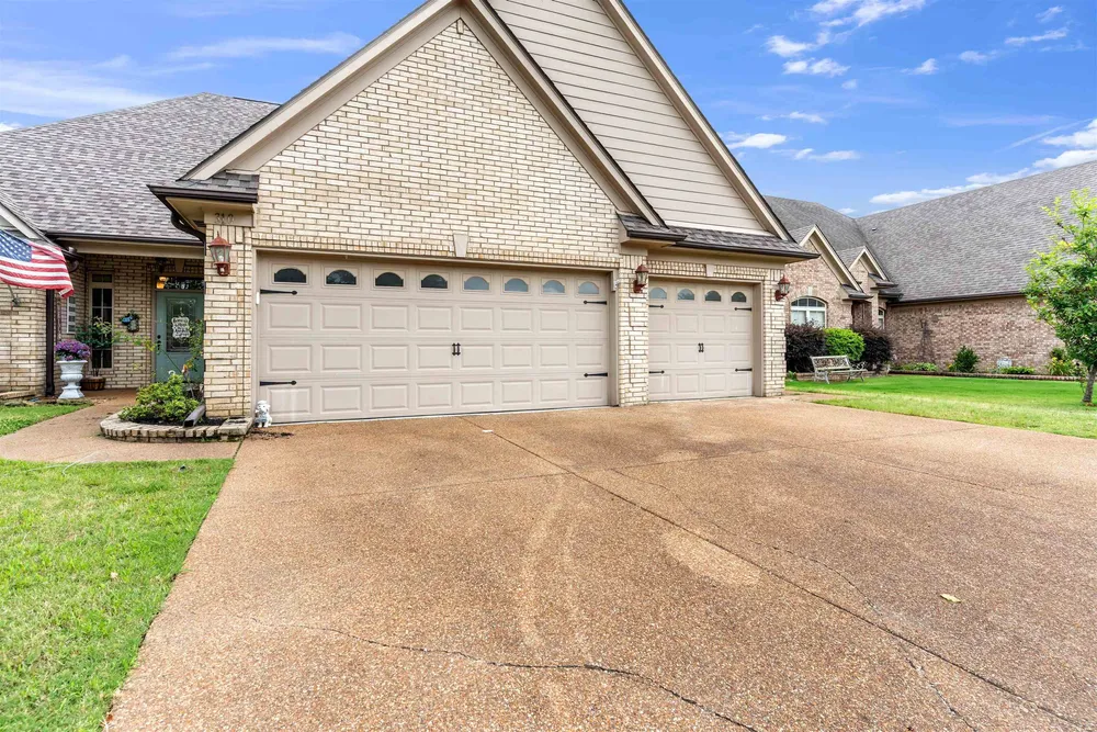 310 WHISPERING MEADOWS DRIVE, Oakland, TN 38060