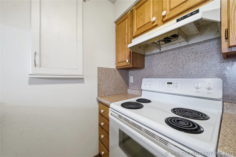 6738 S 78th East Ave, Tulsa, OK 74133
