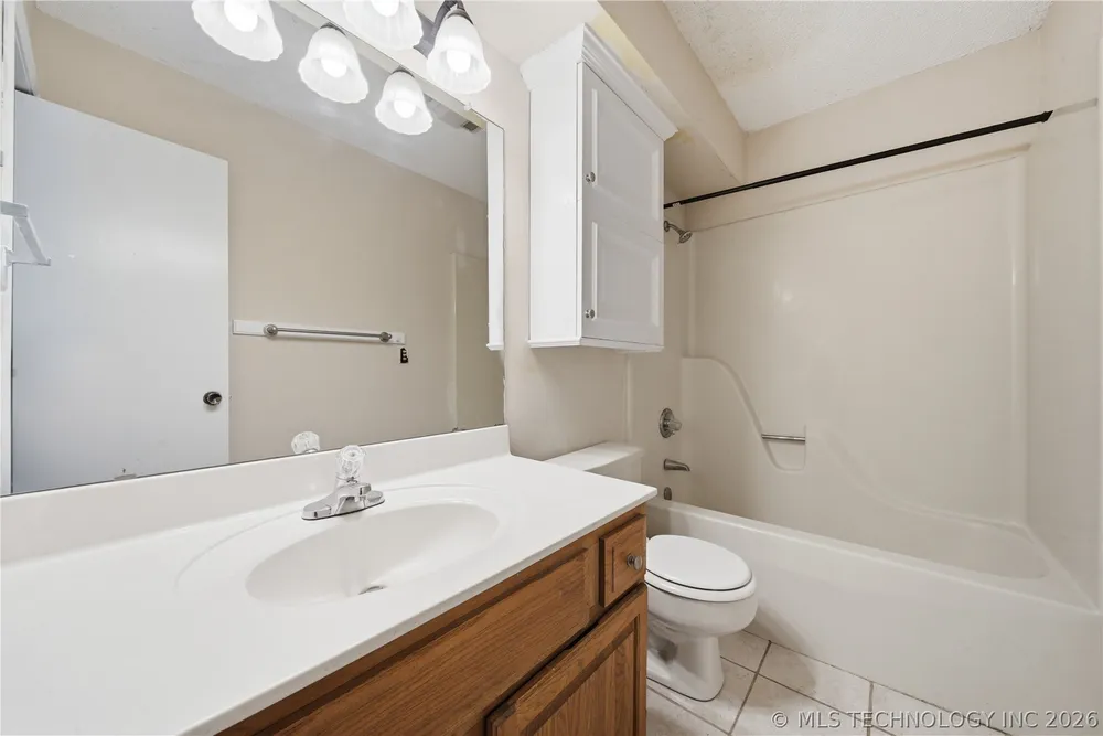 6738 S 78th East Ave, Tulsa, OK 74133