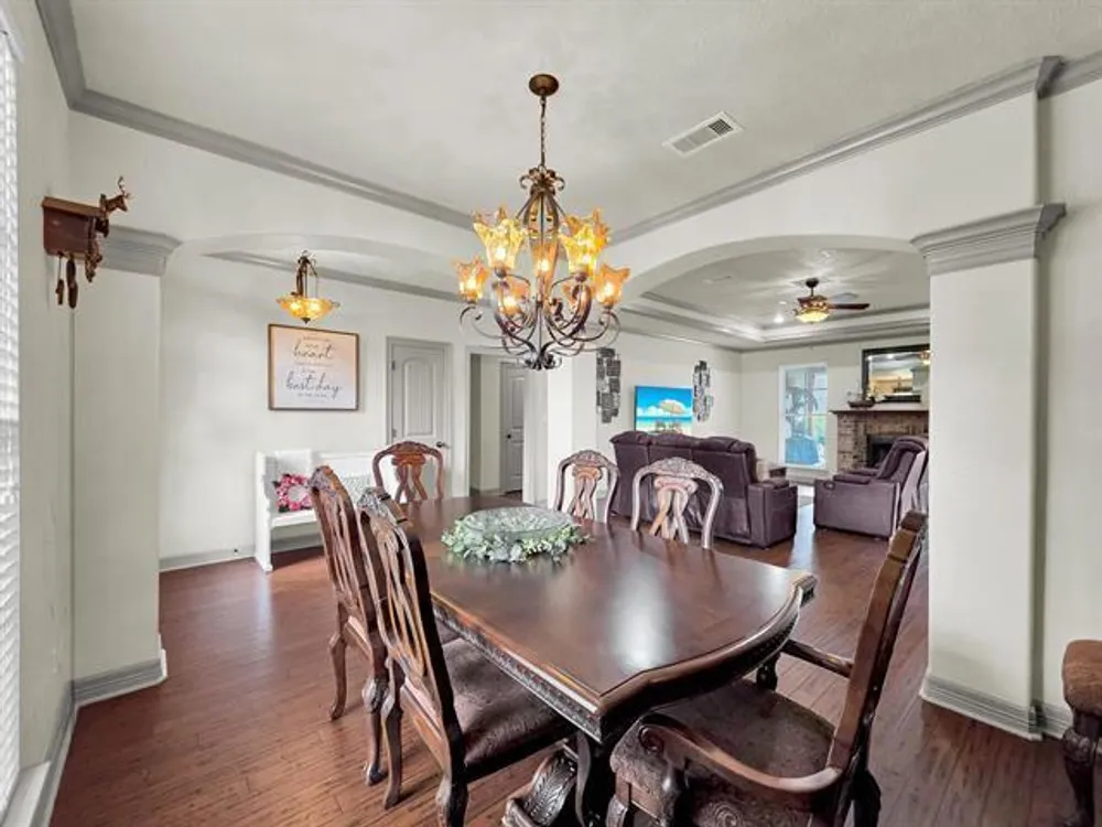 311 Winding Brook Dr, Lumberton, TX 77657