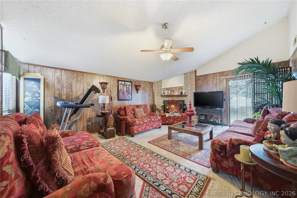 6738 S 78th East Ave, Tulsa, OK 74133