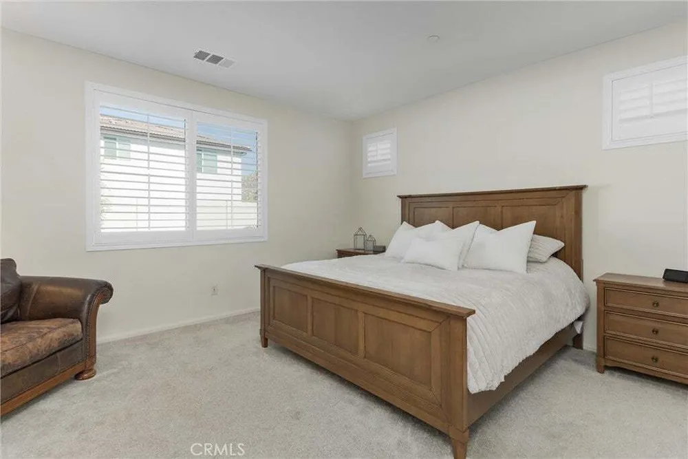 1216 Flagstone Ln, Hemet, CA 92545-2189