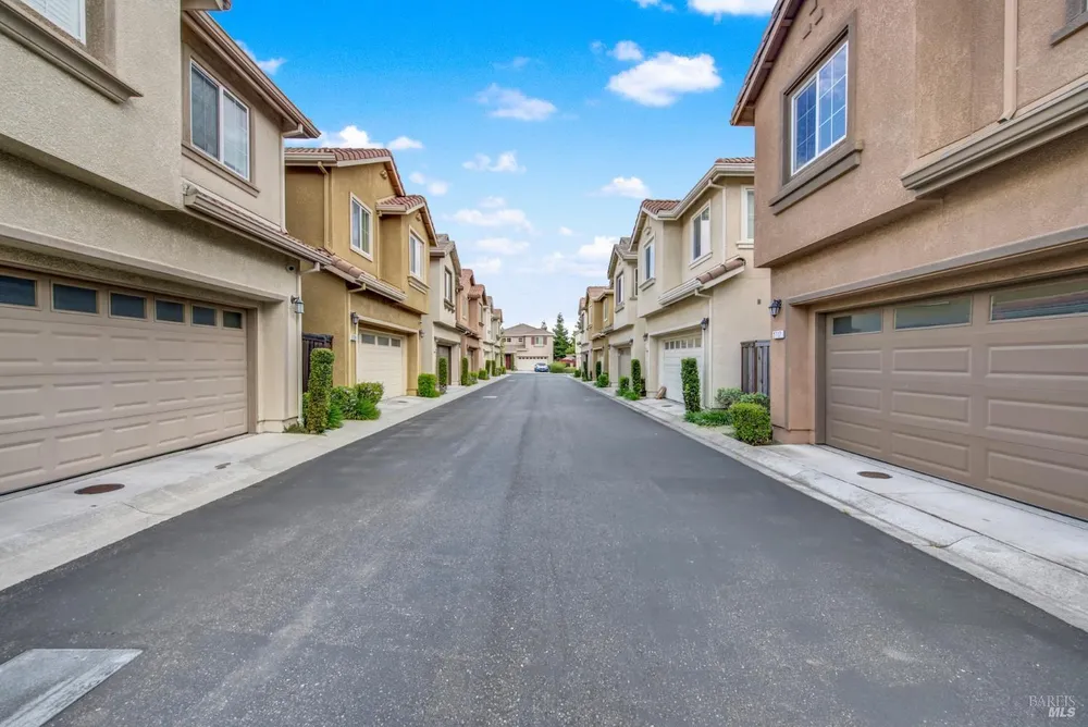 2732 Soho Ln, Fairfield, CA 94533