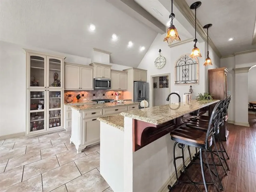 311 Winding Brook Dr, Lumberton, TX 77657