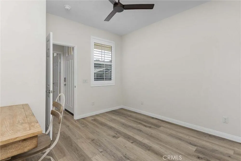 1216 Flagstone Ln, Hemet, CA 92545-2189