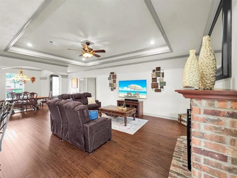311 Winding Brook Dr, Lumberton, TX 77657