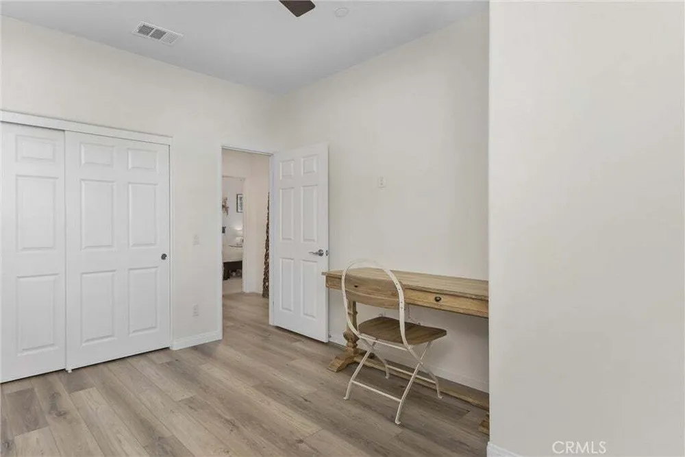 1216 Flagstone Ln, Hemet, CA 92545-2189