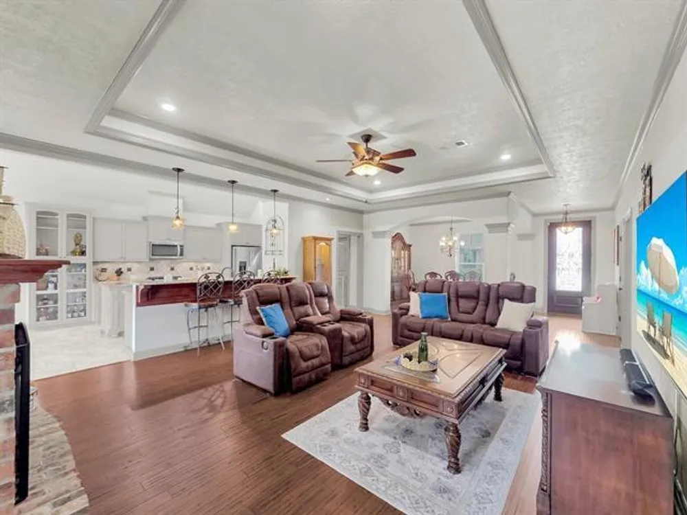 311 Winding Brook Dr, Lumberton, TX 77657