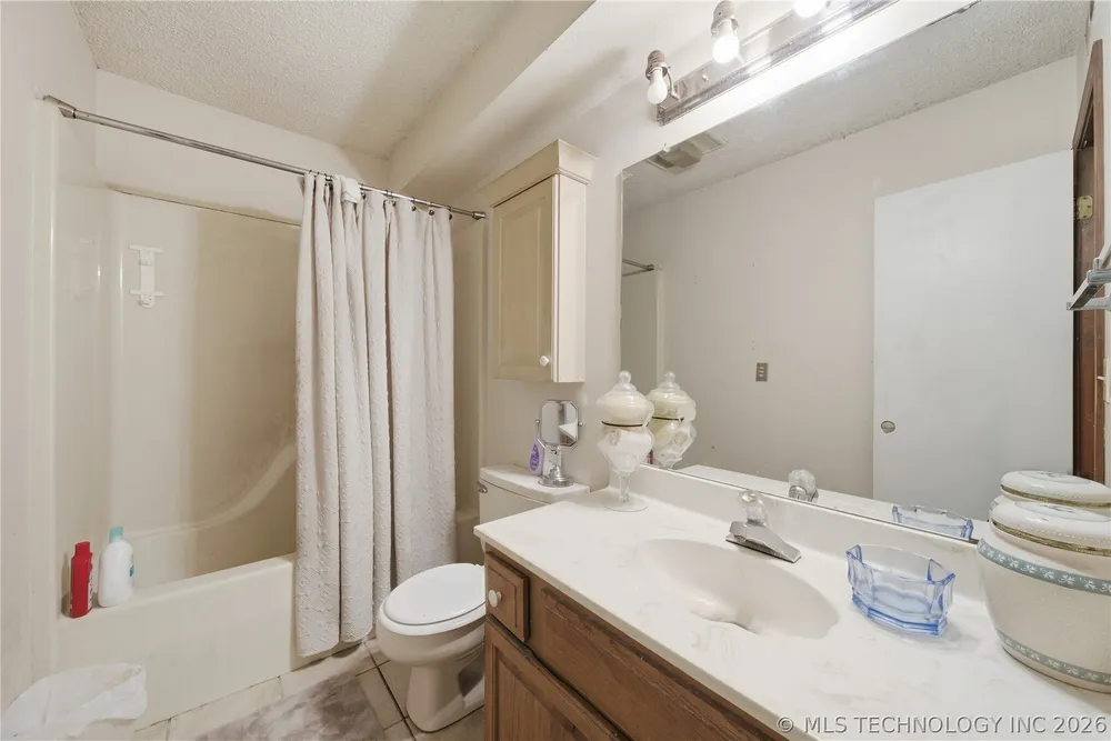 6738 S 78th East Ave, Tulsa, OK 74133