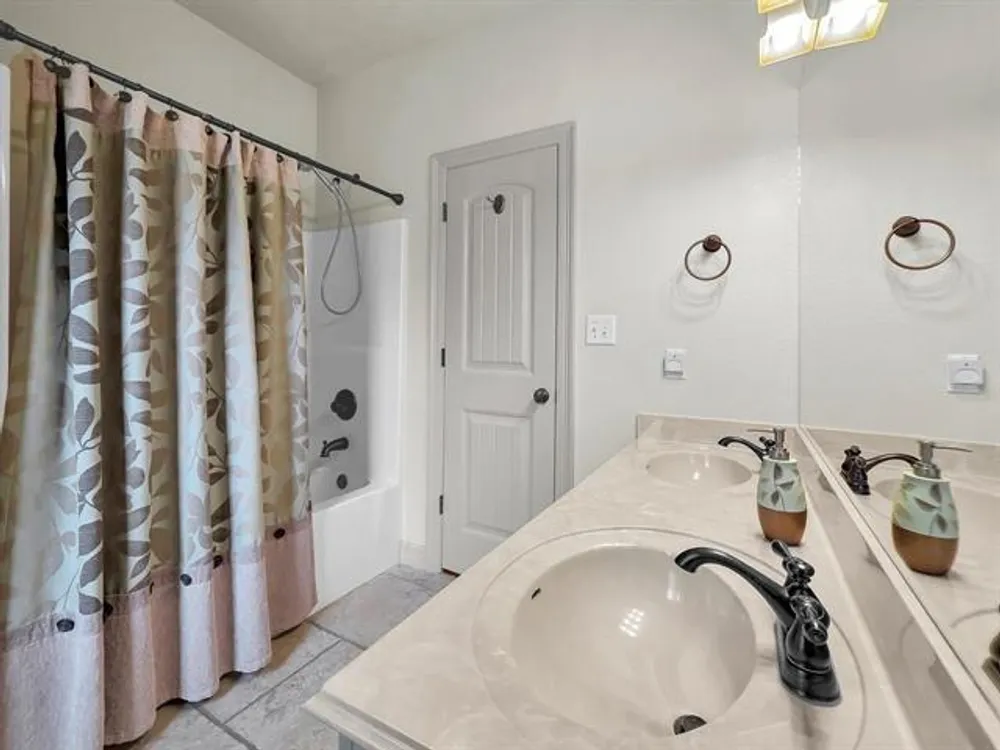 311 Winding Brook Dr, Lumberton, TX 77657