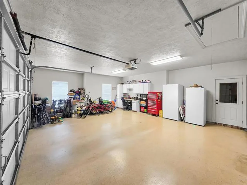 311 Winding Brook Dr, Lumberton, TX 77657