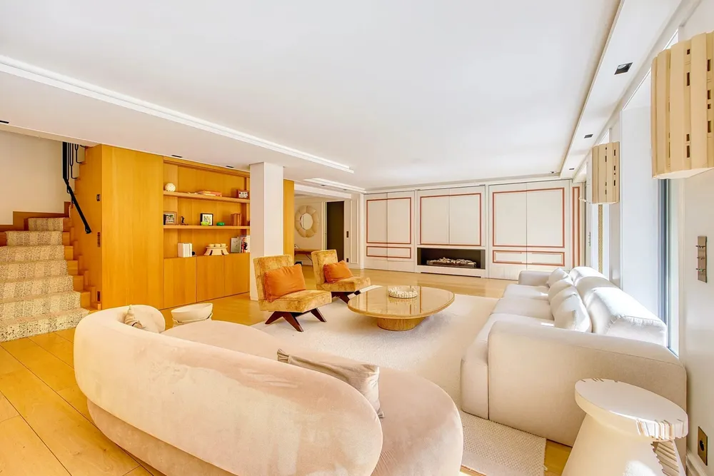 Neuilly-sur-Seine, 92200, France