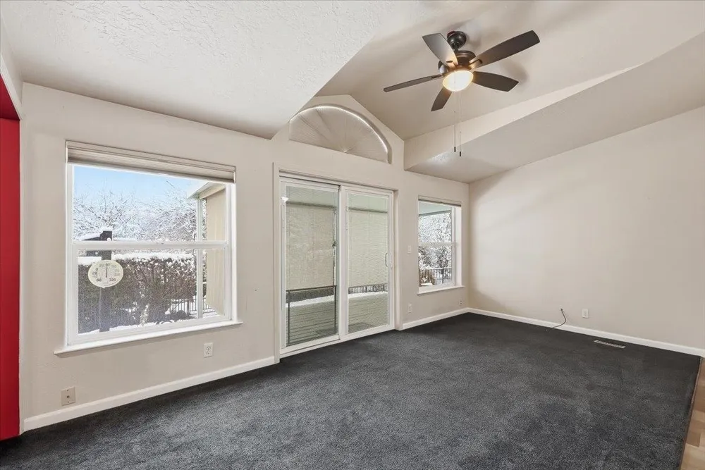 4402 S Sunny Creek Cir, Spokane, WA 99224