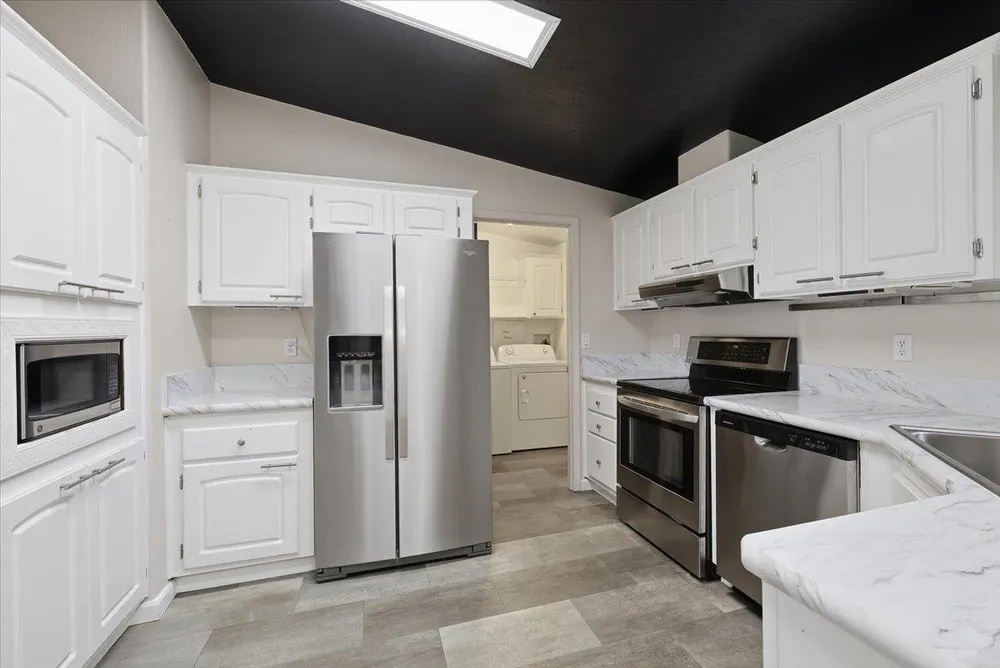 4402 S Sunny Creek Cir, Spokane, WA 99224