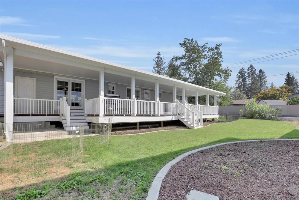 3708 S Napa St, Spokane, WA 99203