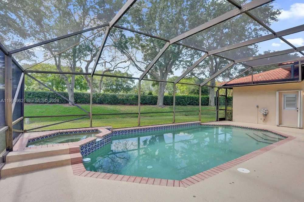1356 Ginger Cir, Weston, FL 33326