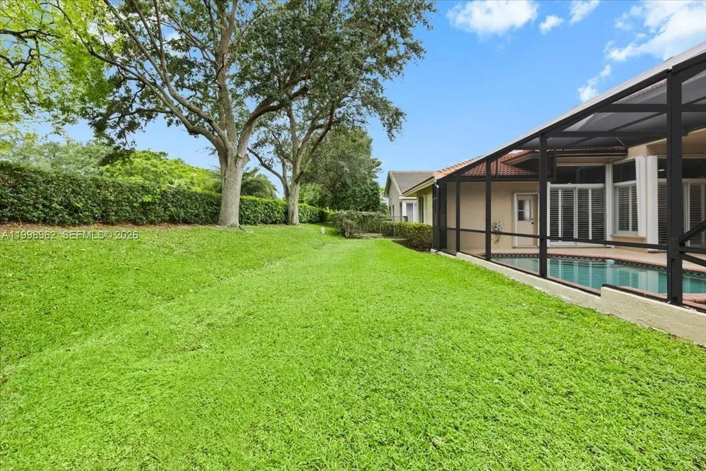 1356 Ginger Cir, Weston, FL 33326