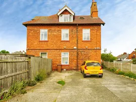 Townfield Lane, Wirral thumb 3