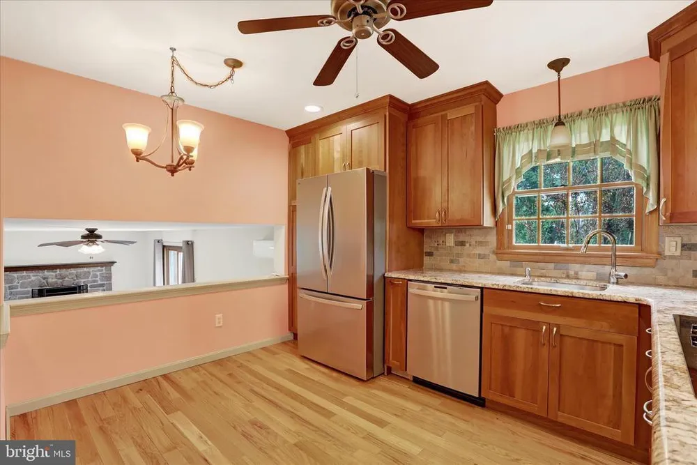 152 Windham Dr, Langhorne, PA 19047