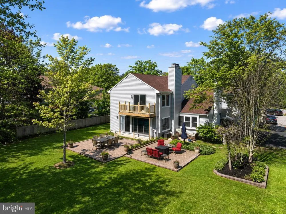 1273 Quarry Commons Dr, Yardley, PA 19067