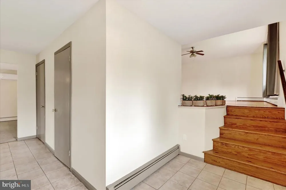 152 Windham Dr, Langhorne, PA 19047