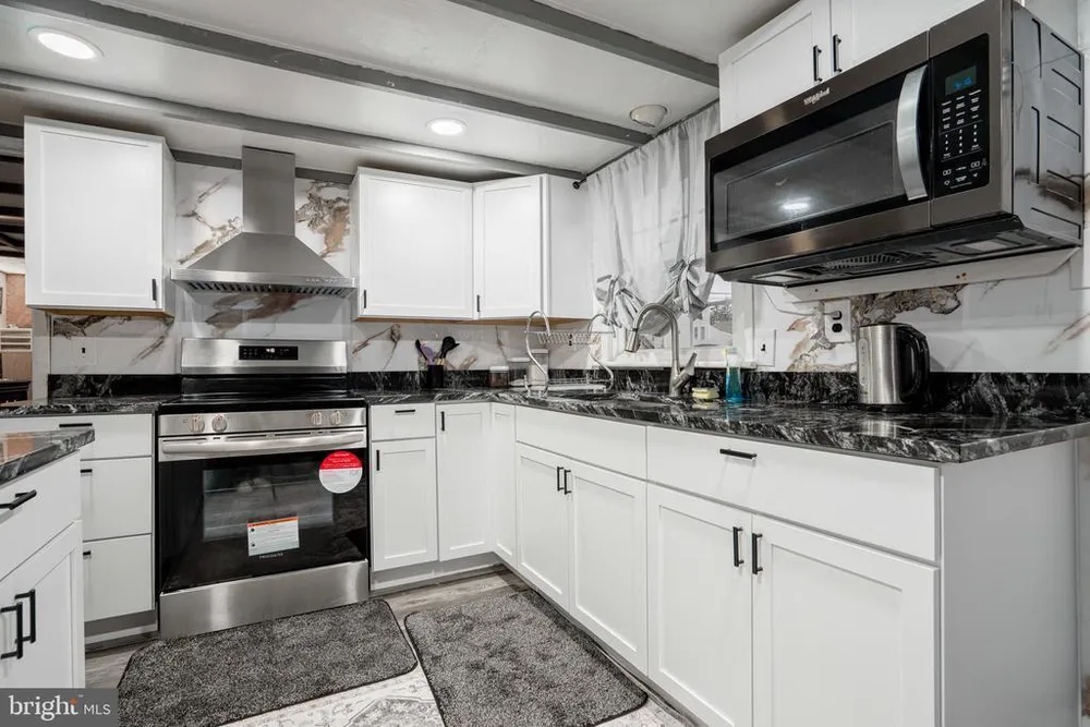 1606 N Line St, Lansdale, PA 19446
