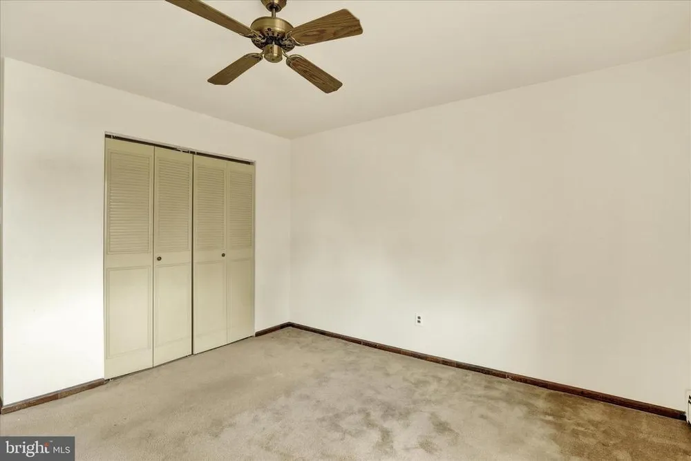 152 Windham Dr, Langhorne, PA 19047