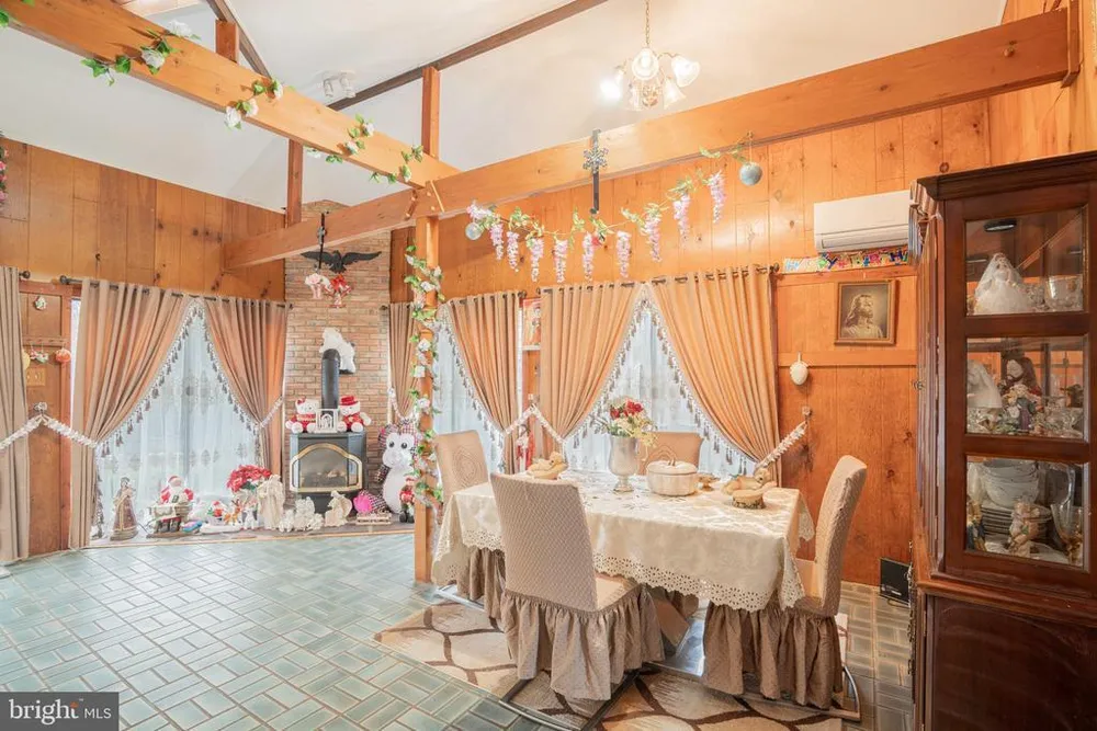 1606 N Line St, Lansdale, PA 19446