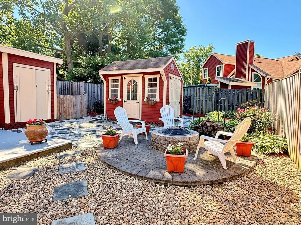 953 Windwhisper Ln, Annapolis, MD 21403