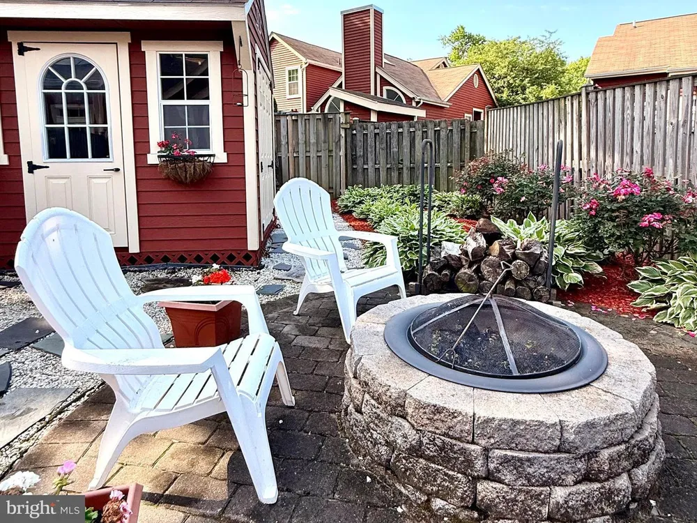 953 Windwhisper Ln, Annapolis, MD 21403