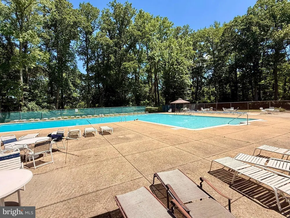 953 Windwhisper Ln, Annapolis, MD 21403