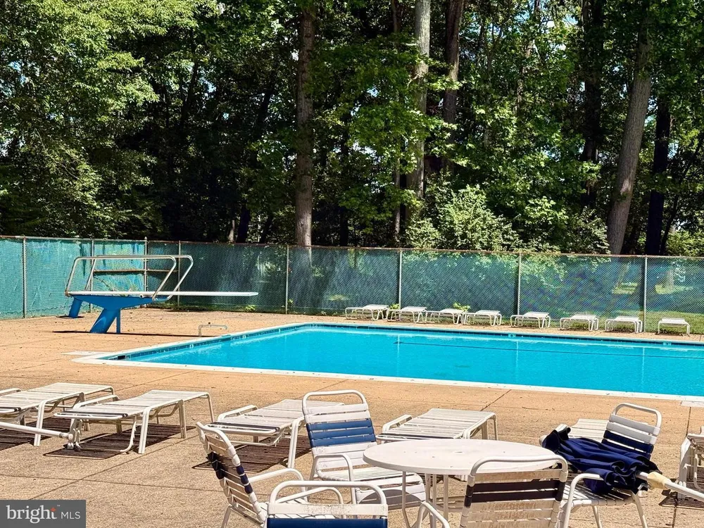 953 Windwhisper Ln, Annapolis, MD 21403