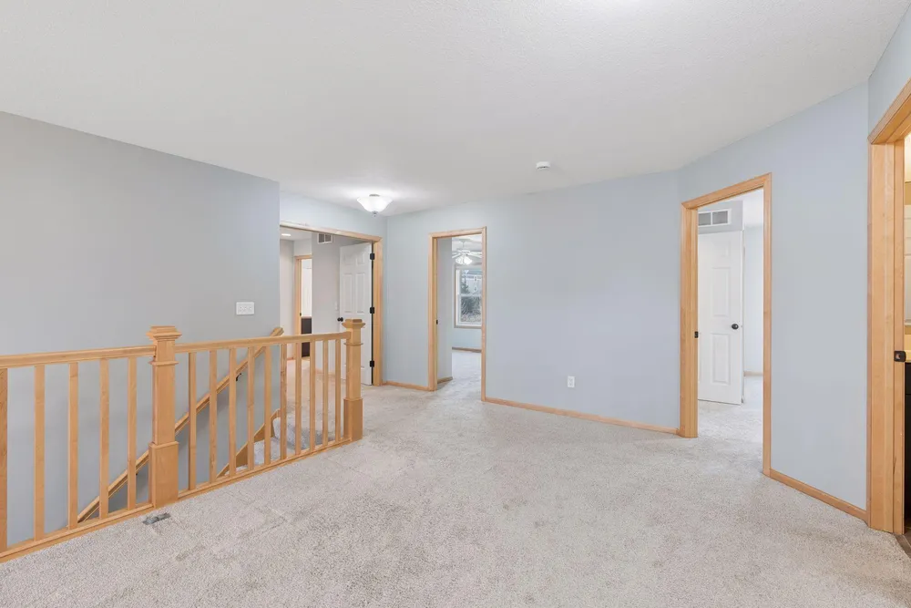 15376 Plumstone Dr, Eden Prairie, MN 55347