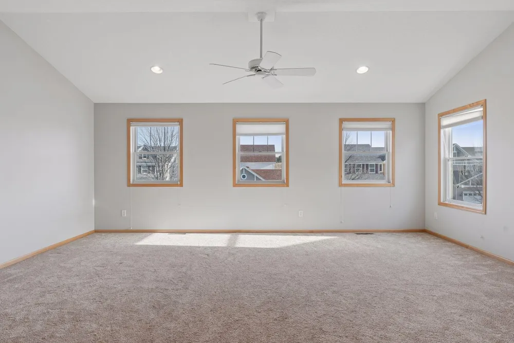 15376 Plumstone Dr, Eden Prairie, MN 55347