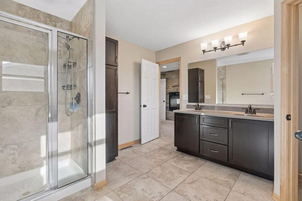 15376 Plumstone Dr, Eden Prairie, MN 55347