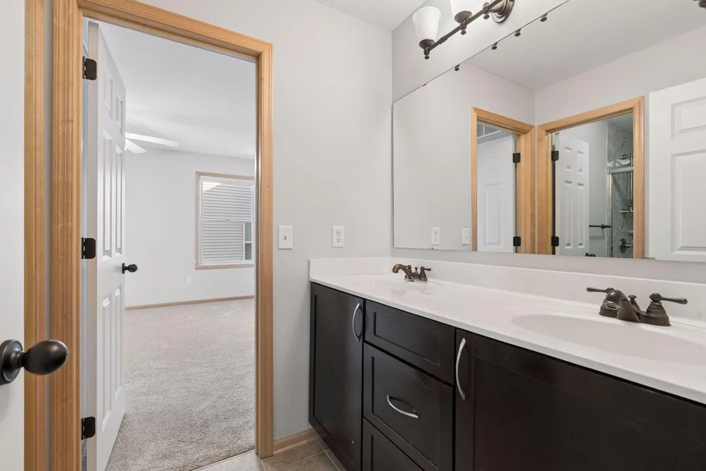 15376 Plumstone Dr, Eden Prairie, MN 55347