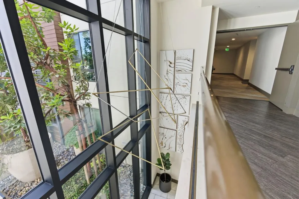 400 El Camino Real, Belmont, CA 94002