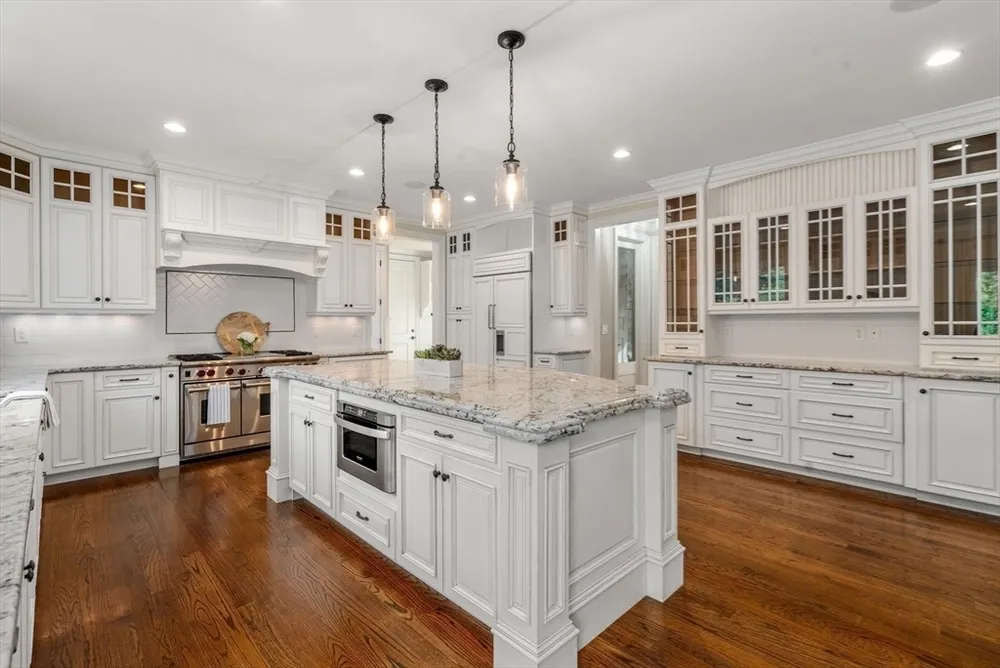 175 Schoolmaster Ln, Dedham, MA 02026